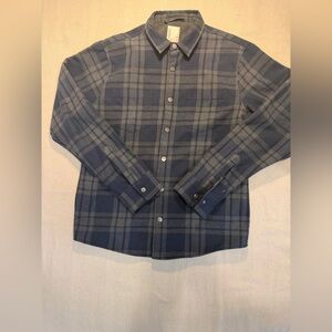 NWOT Vuori Sz L Button Up Long Sleeve Flannel Plaid Blue Gray mint